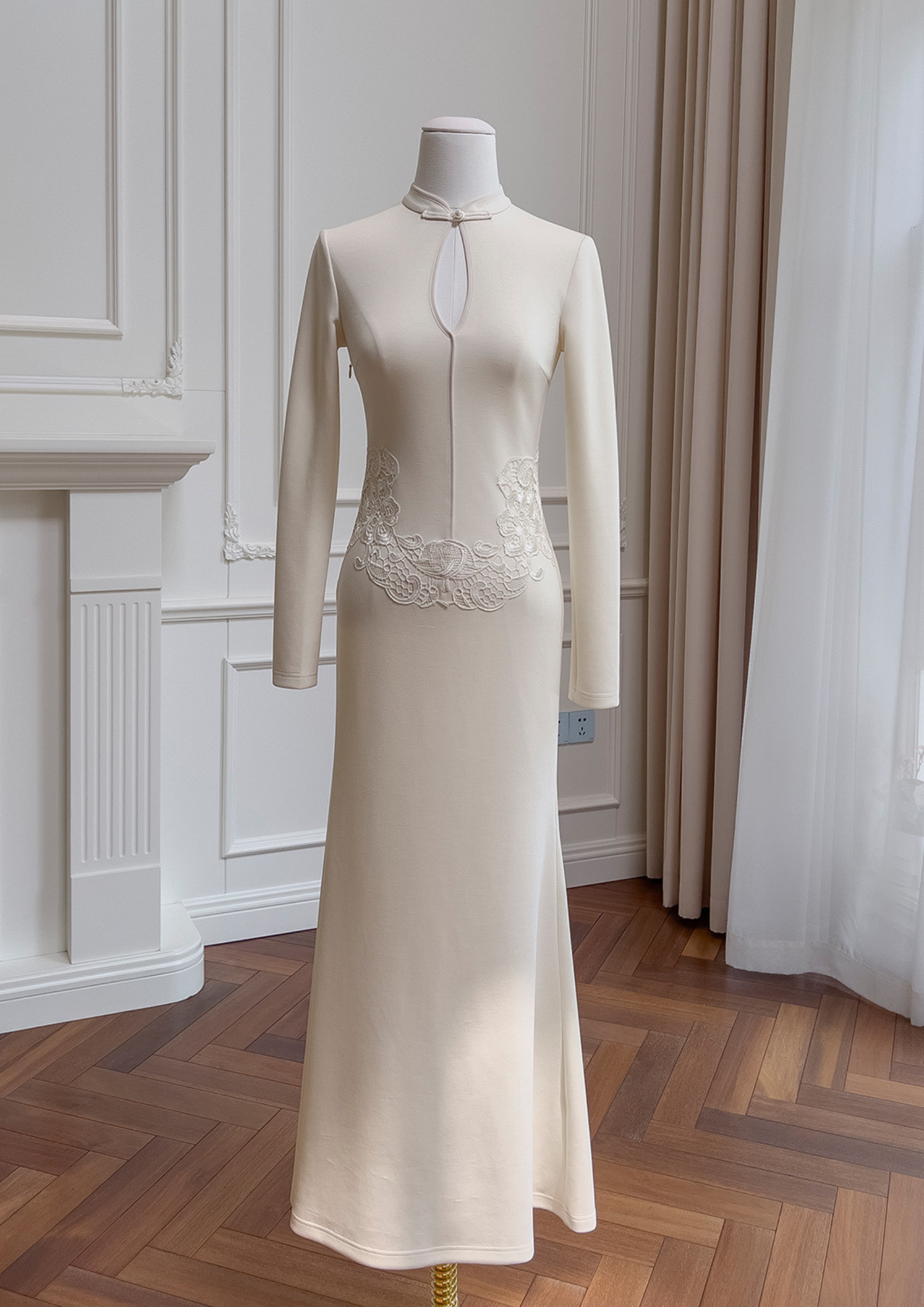Champagne Pearl Lace Harmony Gown Set