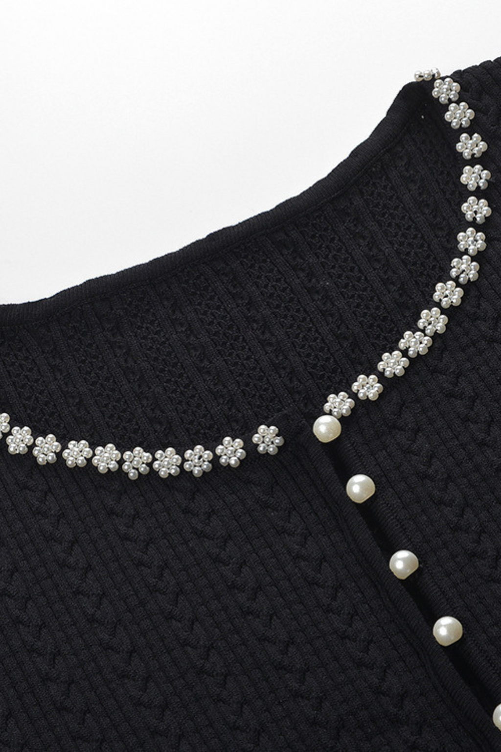 Pearl Luxe Trim Cropped Knit Cardigan Top