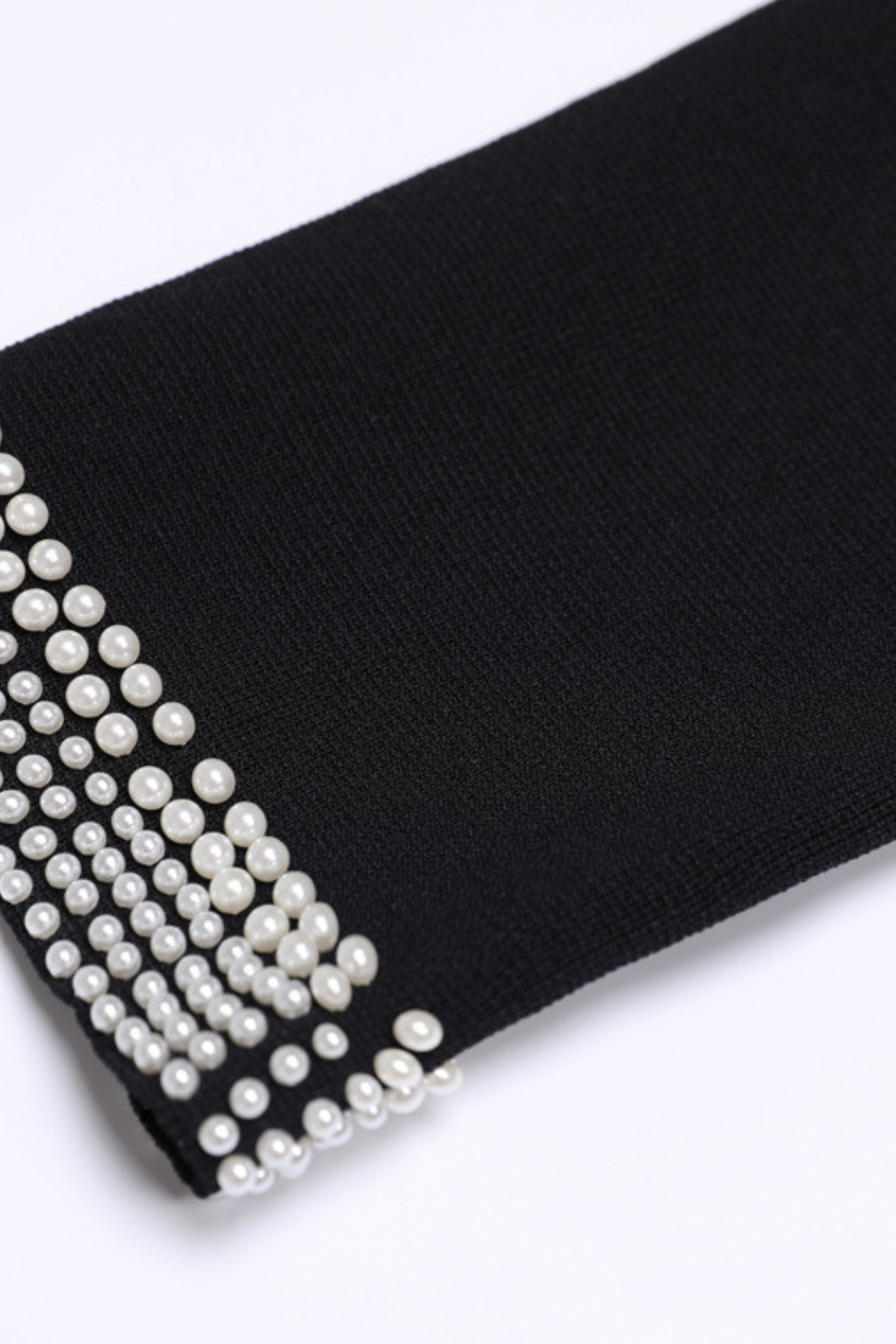 Noir Pearl Accent Pleated Knit Maxi Dress