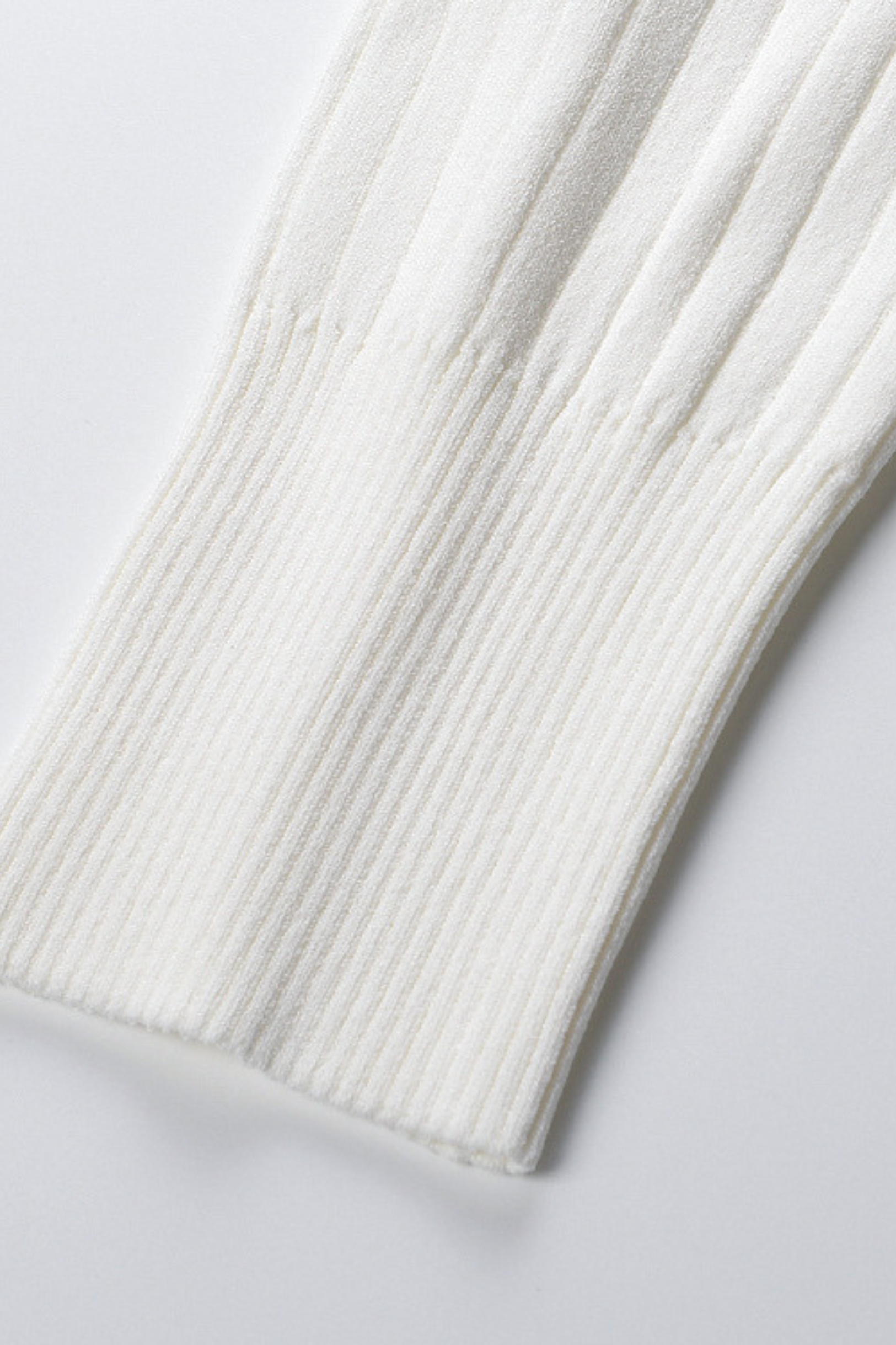 Lily – Ribbed Button Front Cardigan Top in White